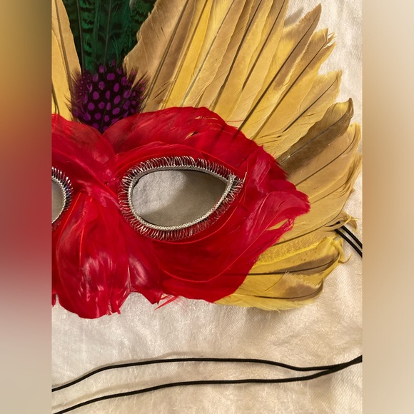 COPY - NWT Feather Mask Mardi Gras Masquerade, COSTUME Party Mask YELLOW & RED - Picture 2 of 5